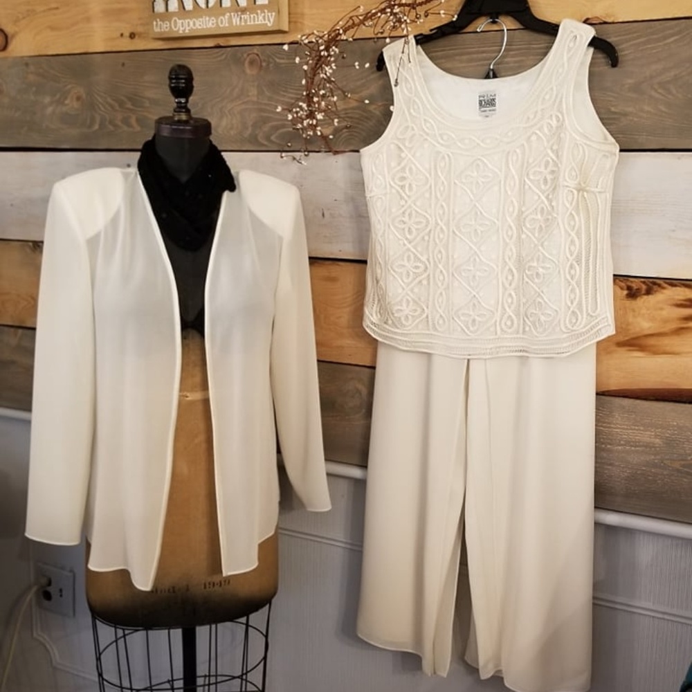 3 Piece Cream Set R & M RICHARDS NWOT